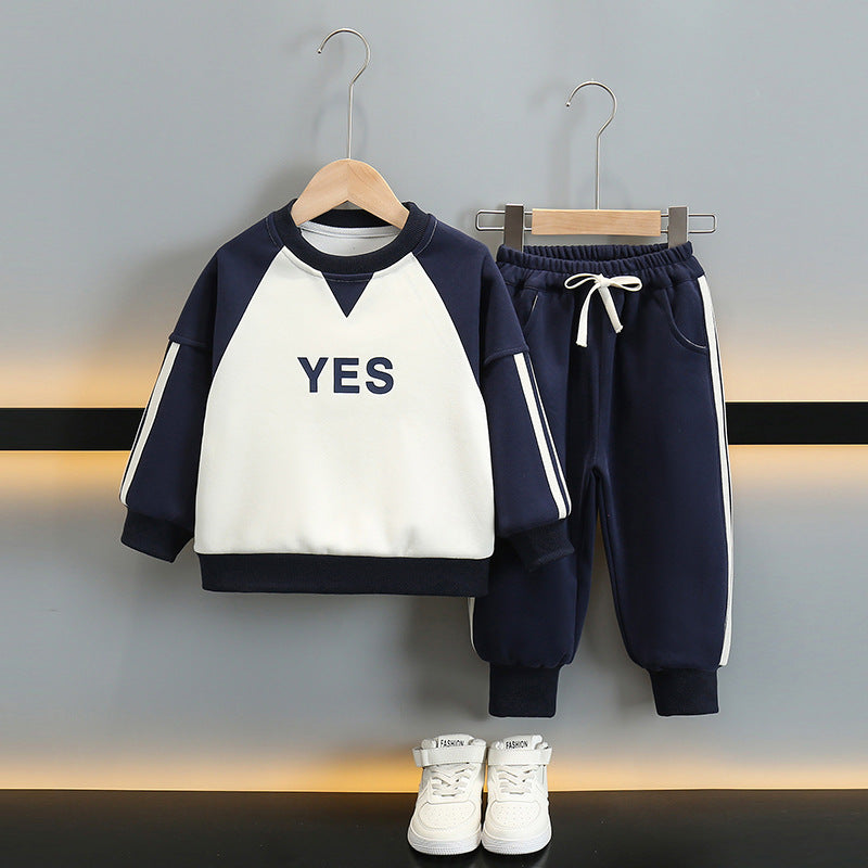 Boys' sweatshirt and trousers set in Navy Blue and Burgundy